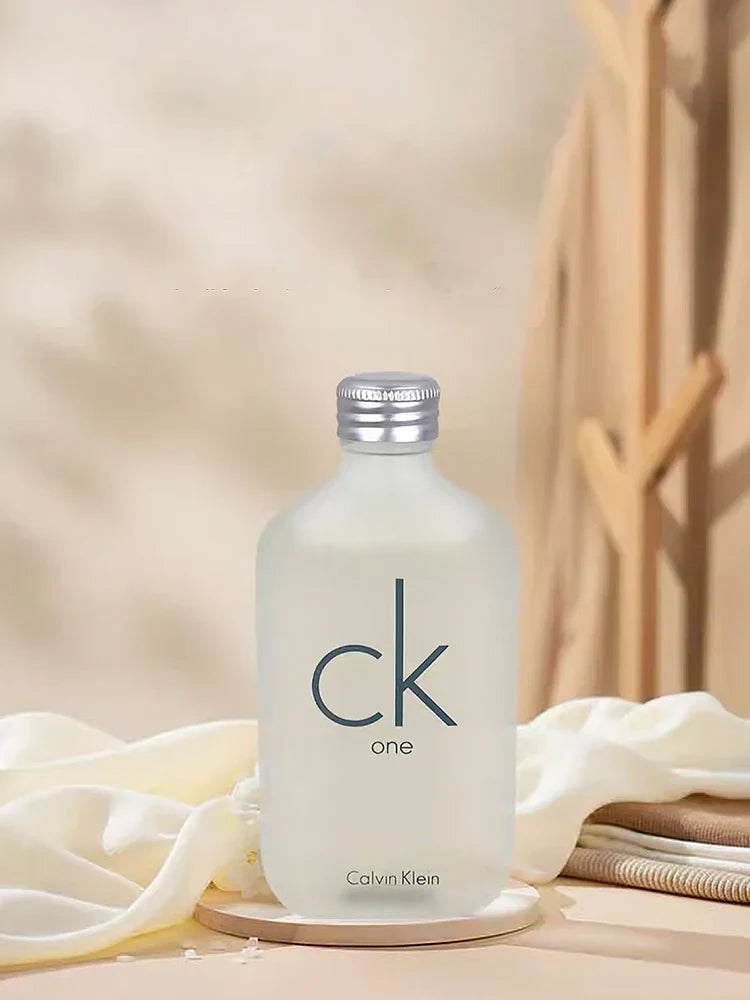 Calvin Klein CK ONE Unisex Eau de Toilette EDT Fresh Eau de Toilette Natural 100ml/200ml/300ml Fresh Long Lasting Scent Citrus