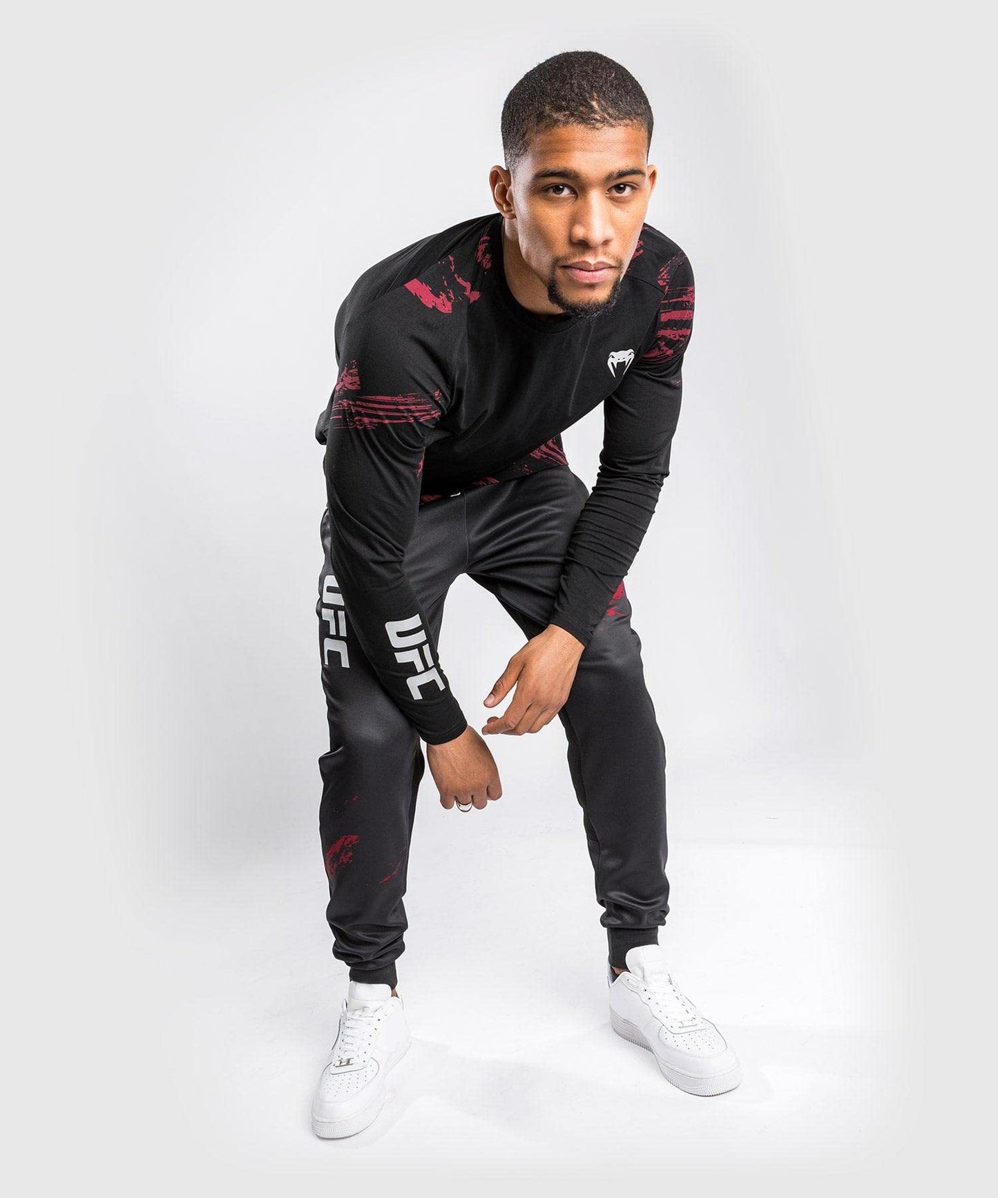 Venum Men's Standard Long Sleeve T-Shirt, Black/Red, XX-Large