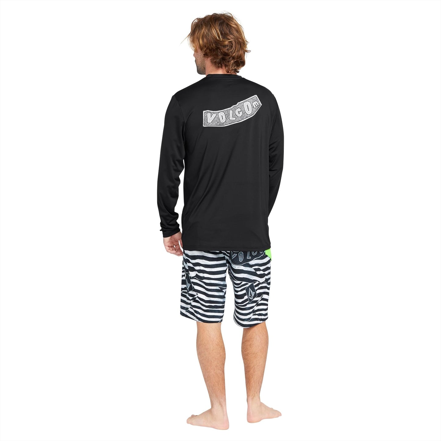 Volcom Men's Standard Taunt UPF 50+ Long Sleeve Loose Fit Rashguard, Black Pistol