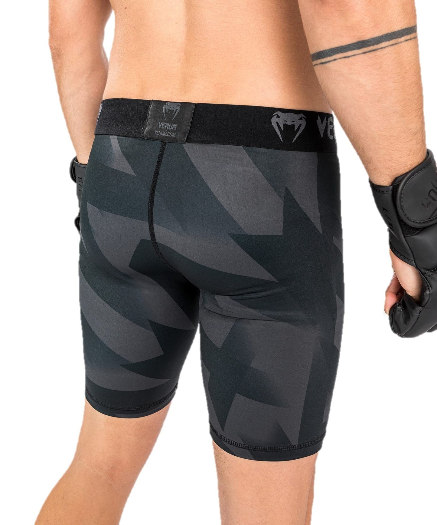 Venum Men's Standard Razor Vale Tudo Shorts, Black/Gold, Large