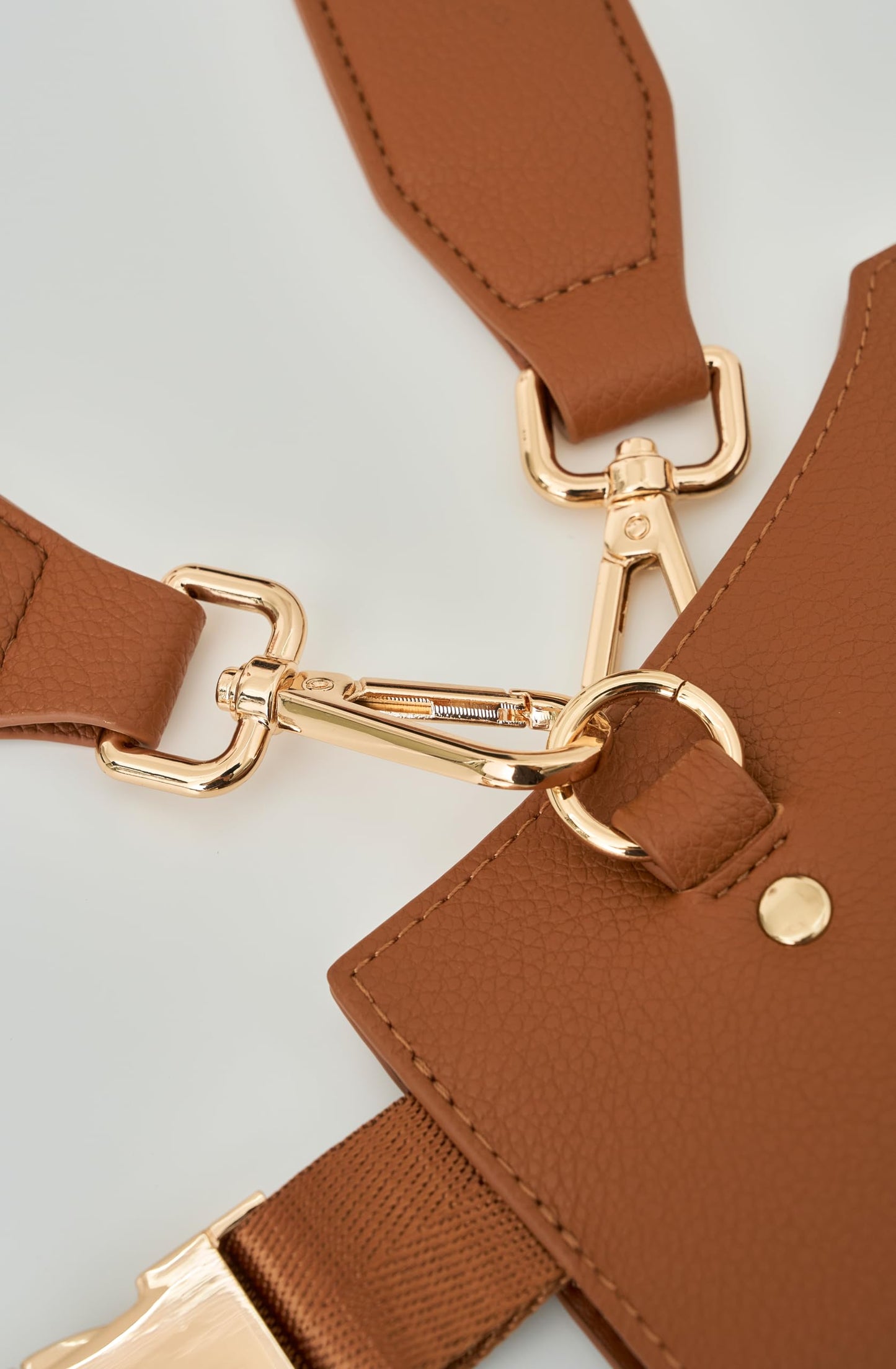 Premium Water Bottle Carrier Bag for Stanley 40oz & Simple Modern 40oz - PU Leather Water Bottle Holder with Adjustable Strap - Includes Card Holder & Keyring for Stanley Cup Accessories (Brown)