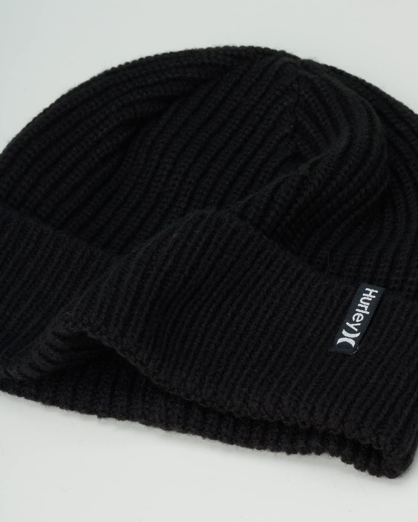 Hurley Men's Cuffed Beanie - Classic Midweight Loose Knitted Winter Hat for Men, Black