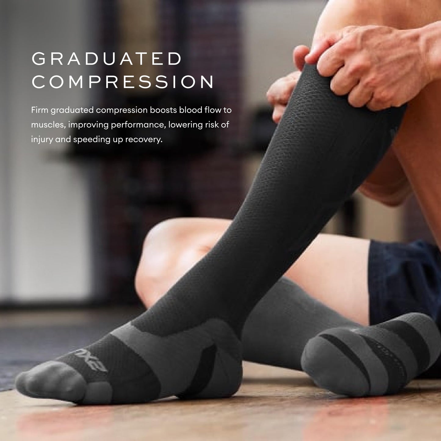 2XU Unisex 24/7 Compression Socks - Enhance Circulation & Reduce Fatigue - Black/Black - Size Large 2