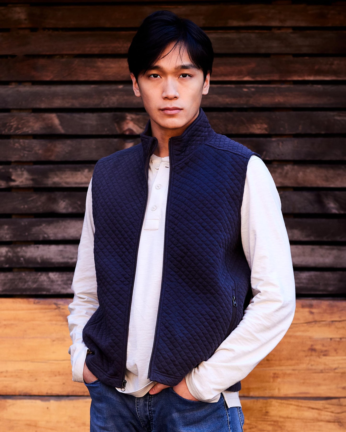 Vantage Apparel Men's Collegiate Full Zip Quilted Vest, Florida Atlantic Owls, X-Large