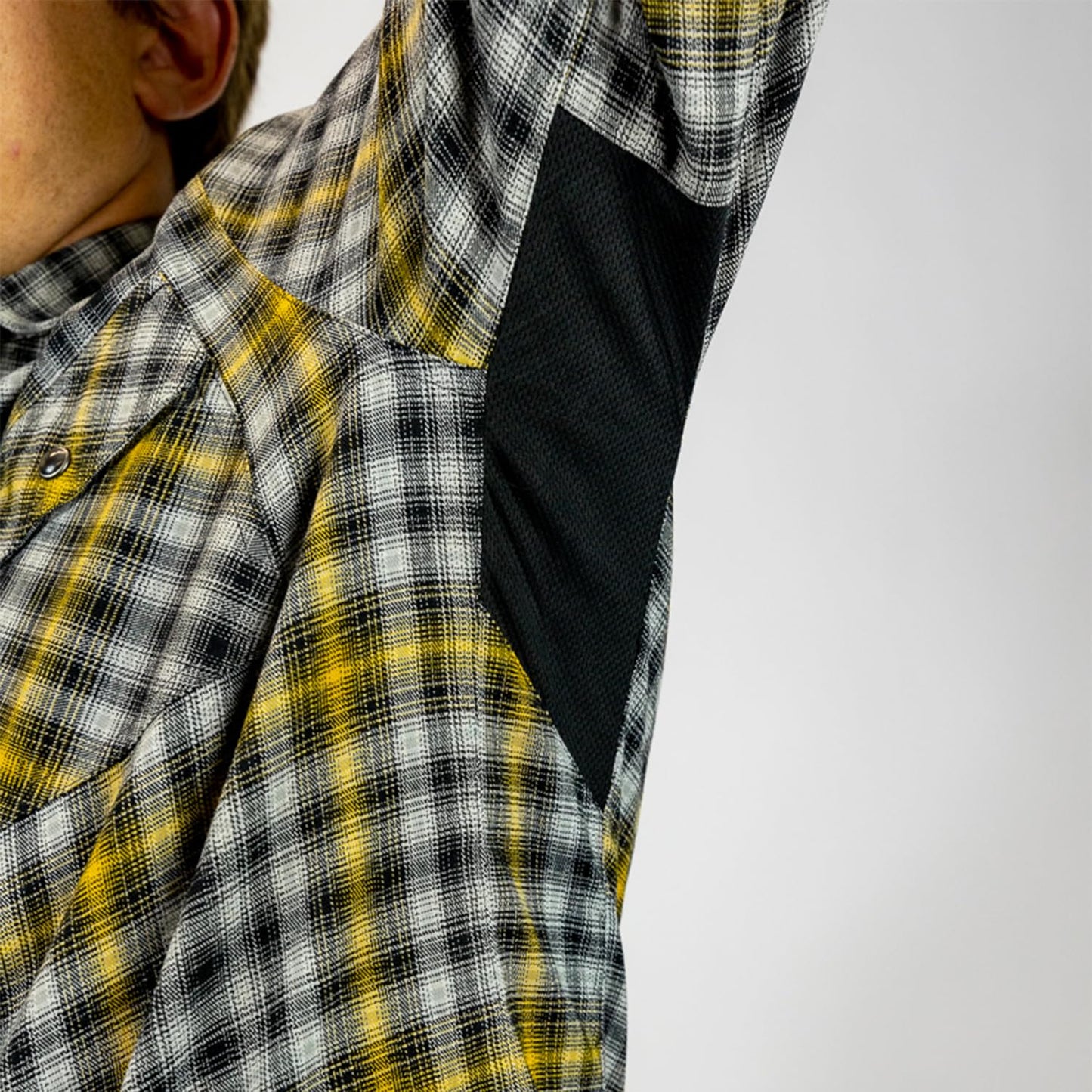 Club Ride Apparel Daniel Flannel Long Sleeve Shirt - Men's Snap Down Cycling Top - Black Bumble - Small