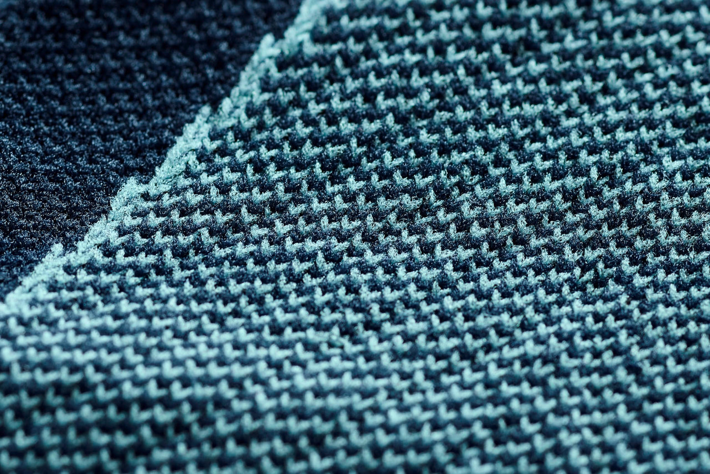 CEP Ultralight Calf Sleeves, Blue/Light Grey, Men, IV