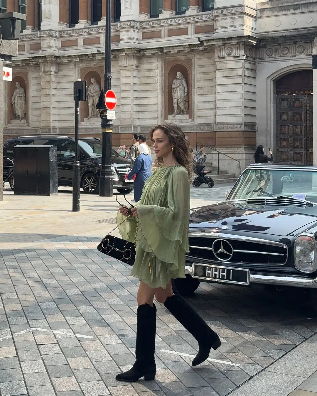 Elegant Green Ruffles Mini Dress For Women Fashion Long Flare Sleeves Round Neck Casual Short Vestidos 2025 Summer Holiday Robes