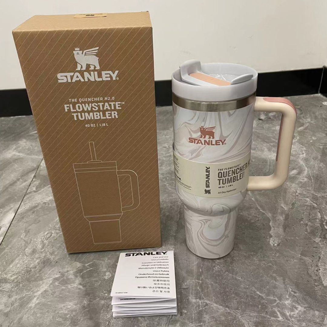 Stanley Tumbler 40oZ With Handle and Straw